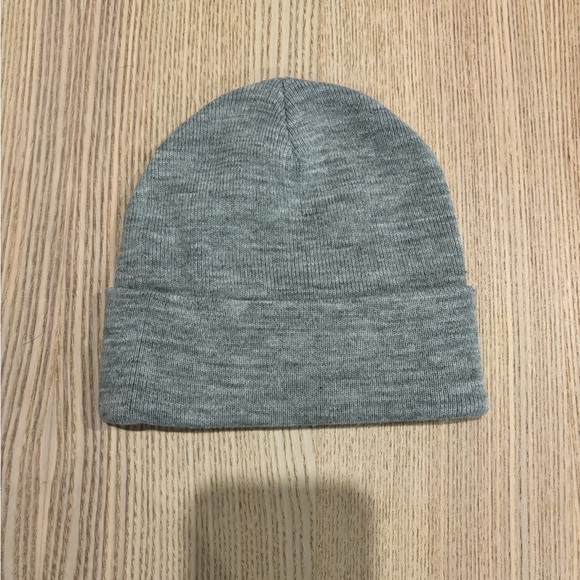 Fabletics The Alpine Beanie - Picture 2 of 3
